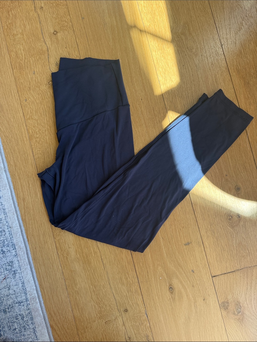 aerie Offline High-Rise Leggings in Navy